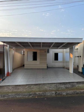 Casa de condomínio Terra Nova 3 Quartos e uma suíte
